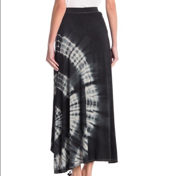 Go Couture Dresses & Skirts - NWT! Go Couture tie dye high/low maxi skirt